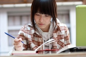 crop380w_asian_girl_studying